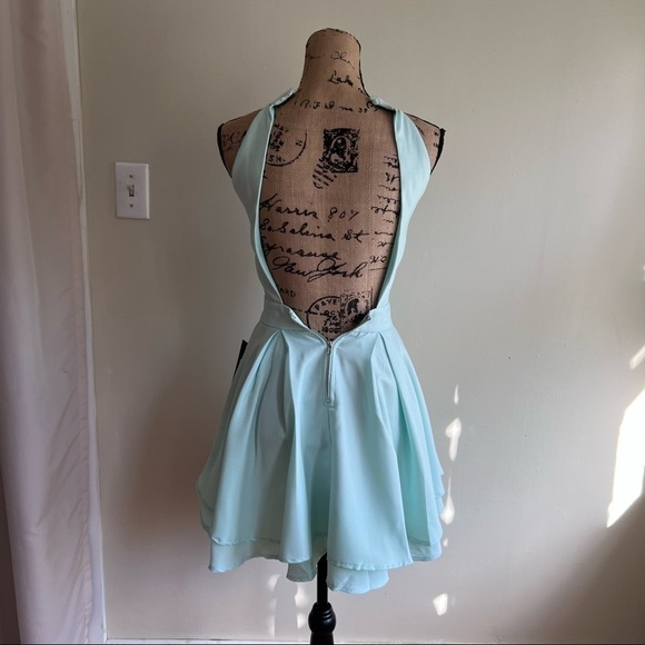 Lulu’s blue skater dress XS open back - Picture 7 of 12